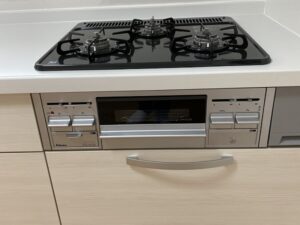埼玉のキッチン取付け隊　ガスコンロをIHヒーターに交換　施工前